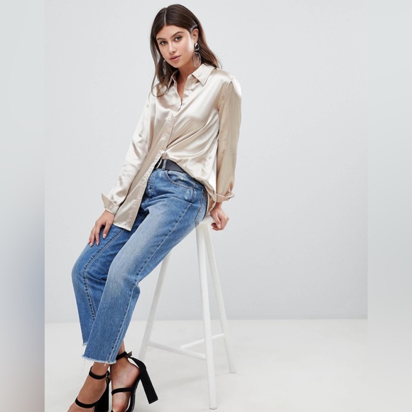 PrettyLittleThing Satin Effect Button Down Blouse In Champagne Size Medium - Picture 4 of 14